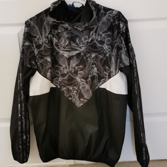 *New* Adidas Windbreaker Jacket - Picture 2 of 5